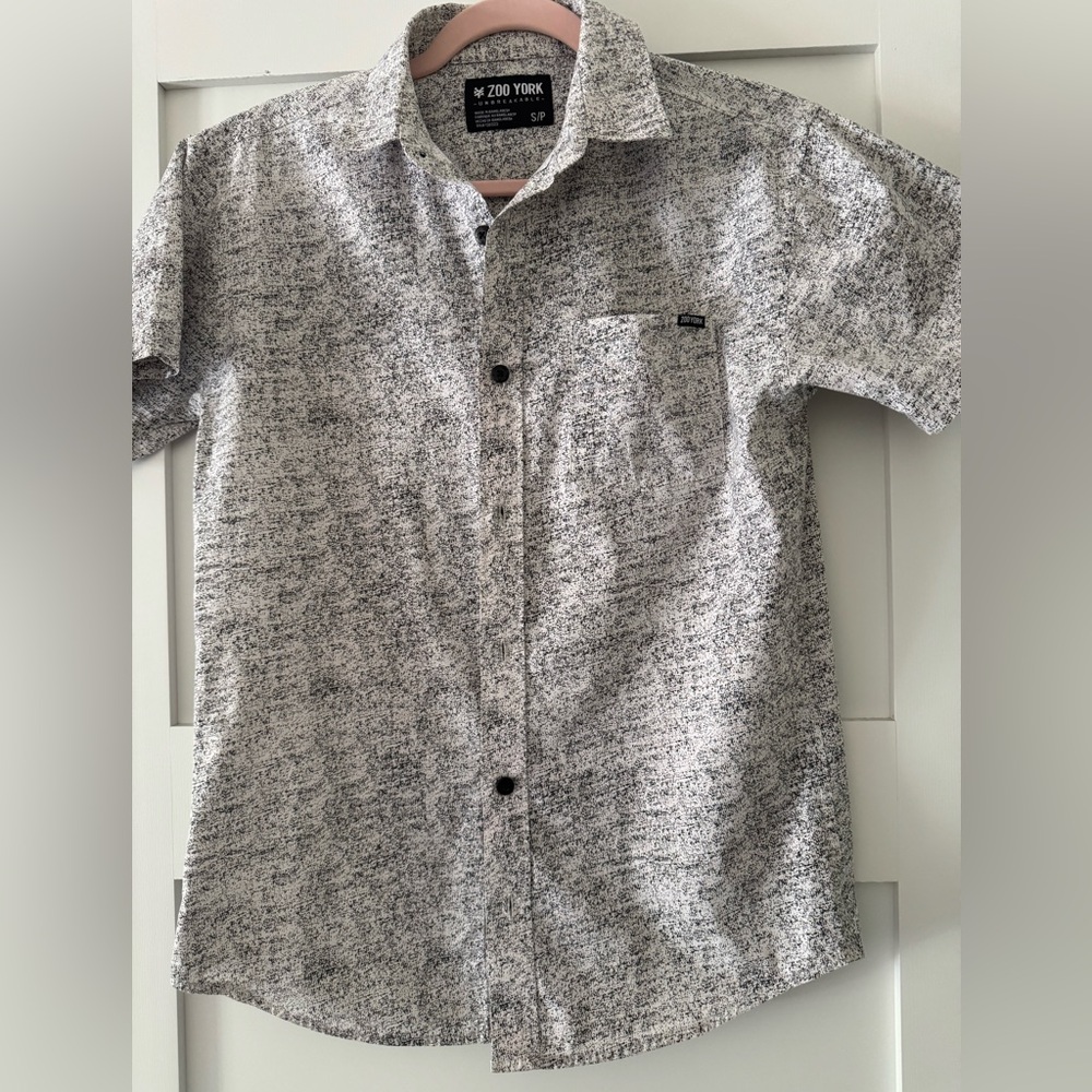 Zoo York Short Sleeve Casual Black and White Cotton Shirt SZ XS